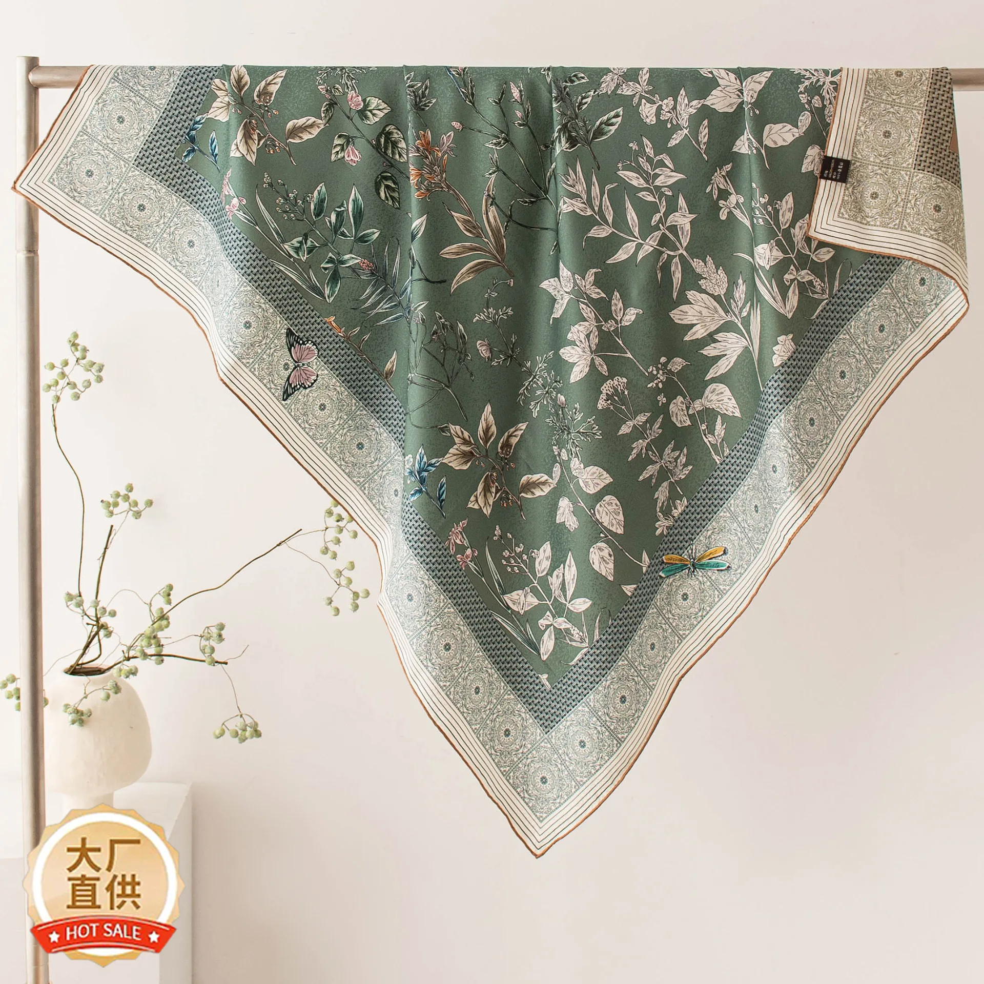 Double-sided snowflake forging new women's square professional scarf neck protection shawl