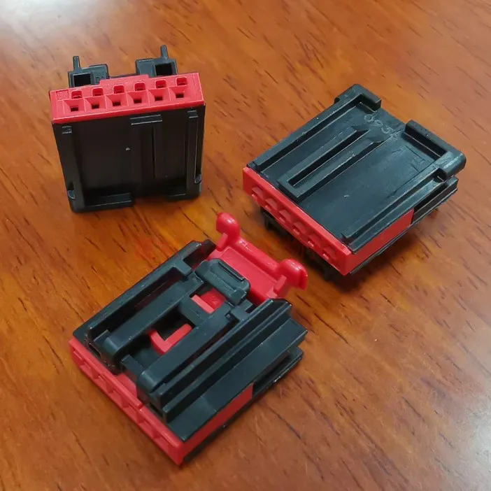 1 Stück für Buick Envision Cadillac XTS XT4 USB-Stecker 6PIN