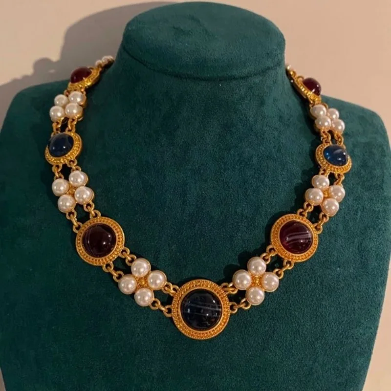 European and American fashion heavy industry vintage medieval haze glass palace style vintage necklace earrings set