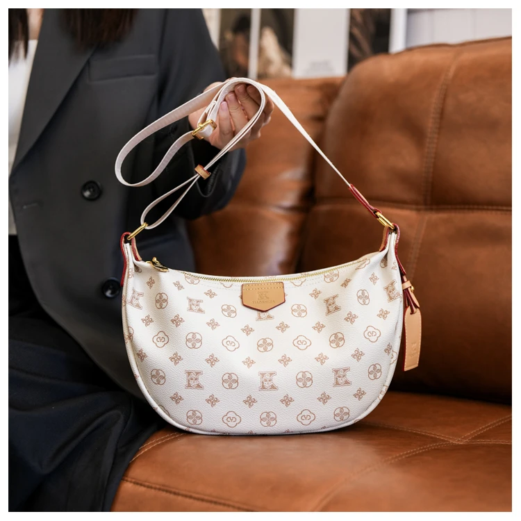 

Classic Minimalist Leather Handbag for Women with Vintage Charm Letter Logo and Crossbody Feature