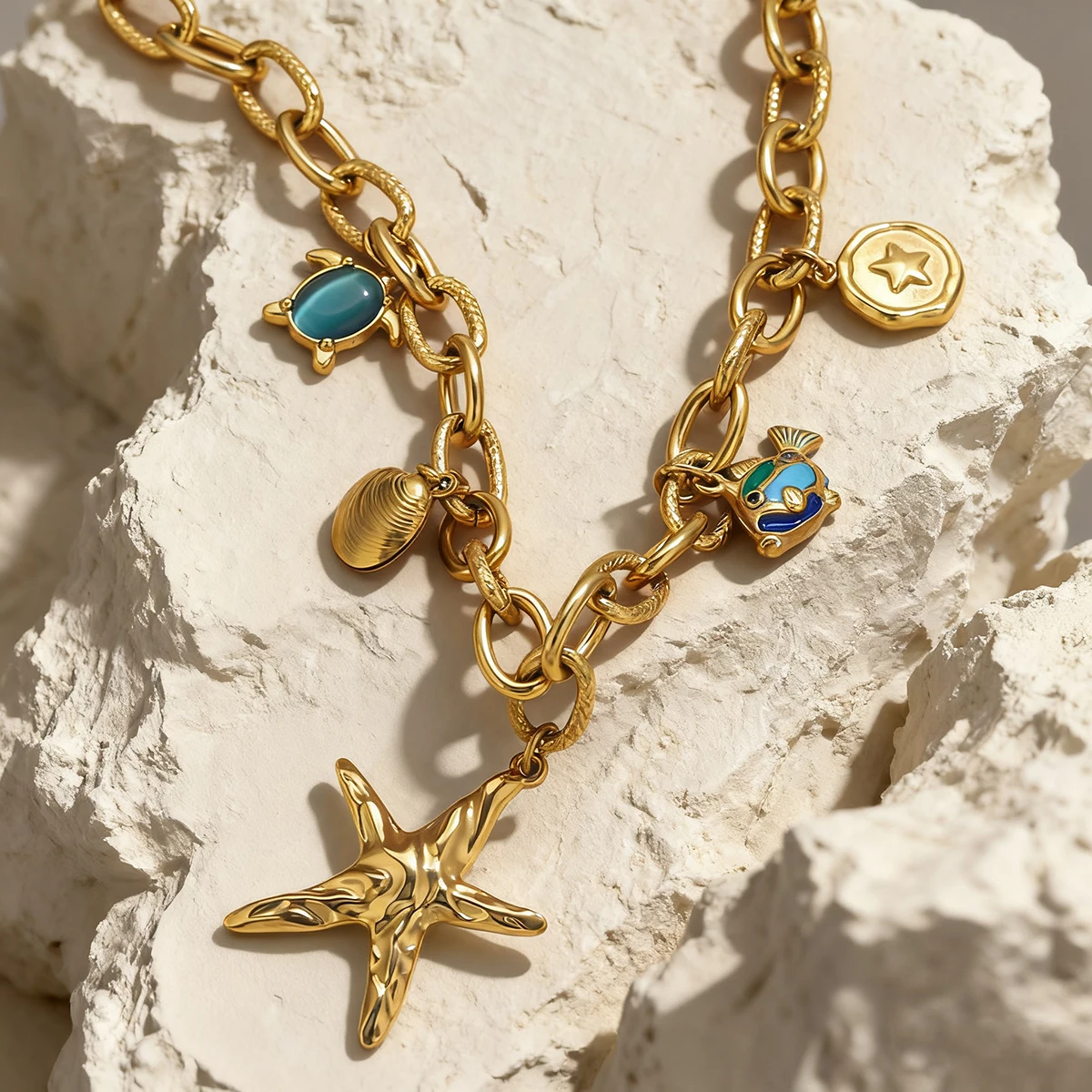 

SOVOB Blue Scheme Y2K Style Star Shell Pendant Necklace Trendy Fashion Women's Choker Gold-Plated Stainless Steel Jewelry Gifts