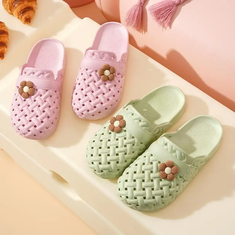 

Women's Summer Wearable Comfortable Lightweight Slip-On Shoes Hole Design Princess Style Wear-Resistant Thick Bottom Sandals
