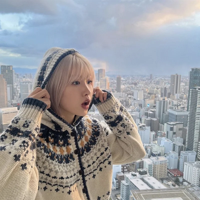 

Ретро-модный вязаный кардиган для женщин, повседневный, с узором Fair Isle, цветочным принтом, длинными рукавами, капюшоном и открытым передом