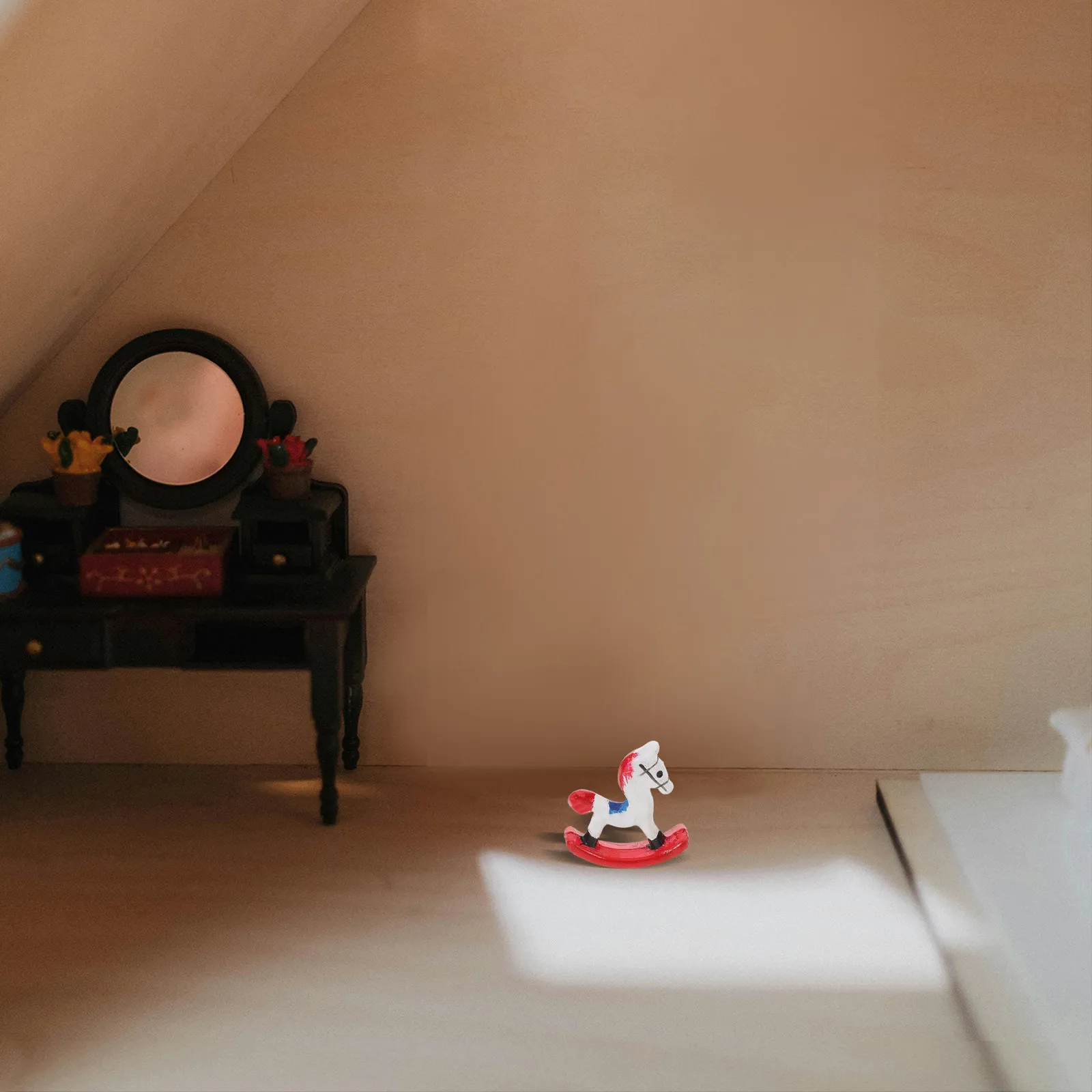 

Миниатюрный стульчик-качалка для кукольного домика, масштаб 1:12, аксессуары для детской комнаты, мини-мебель для декора игровой зоны