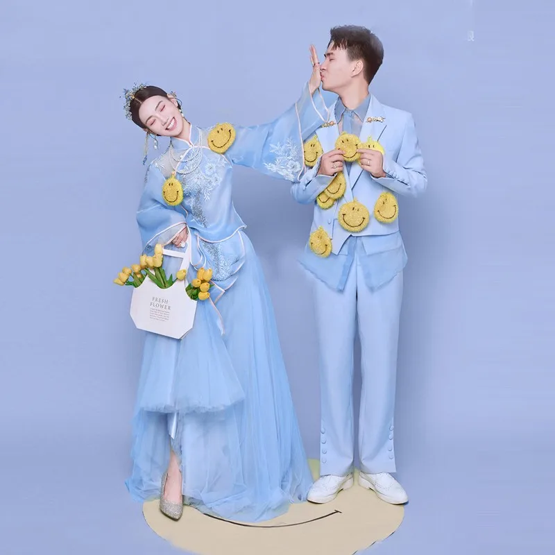 

Retro Style Wedding Dress Photography Studio Couples Photoshoot Traditional Chinese Style Costume Exhibition Theme Dress