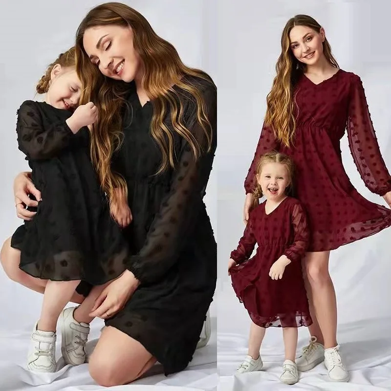 Mother and Daughter Matching Dresses Family Look Set Spring Costume Children and Mom Elegant Princess Clothes Women Outfit 2024