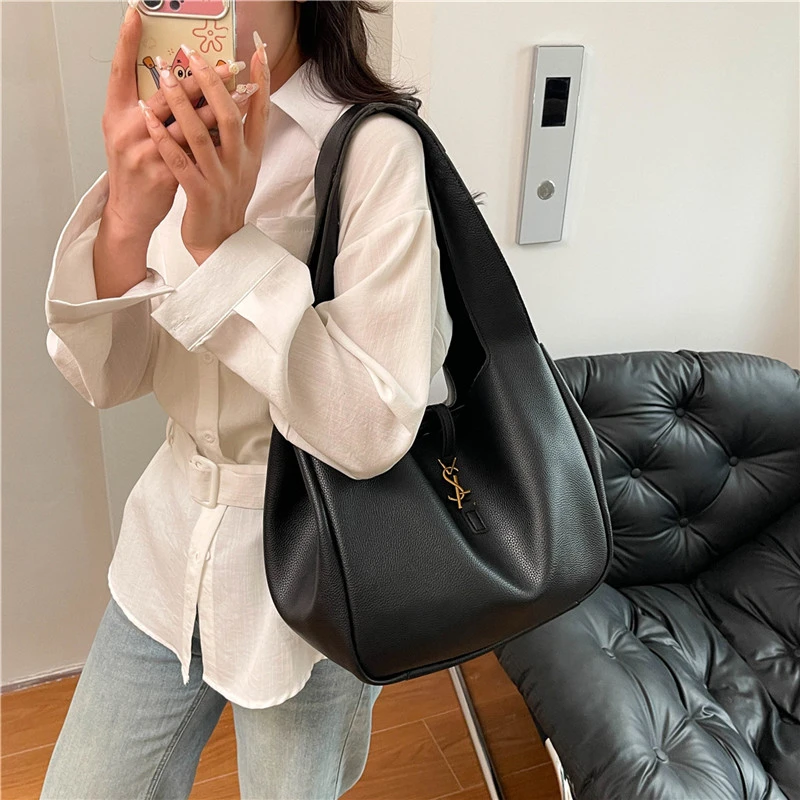 

Shop The Popular Classic Genuine Leather Shoulder Bag For Women By Famous Designer Luxury Brand Handbags