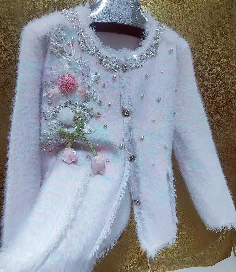 New In Autumn Winter 2025 Trend Bling Sequined 3D Flowers Diamonds Buttons Knitted Cardigan Coat Women\'s Knitwear Sweater Coat