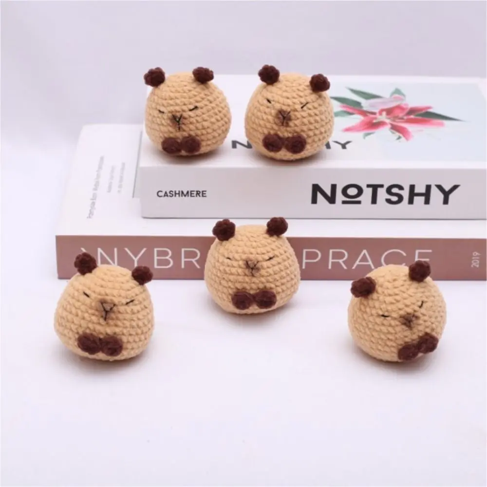 Nouveau pendentif de sac Capybara fait à la main, porte-clés de voiture de dessin animé au Crochet, décoration suspendue pour sac à main, cadeaux de décoration