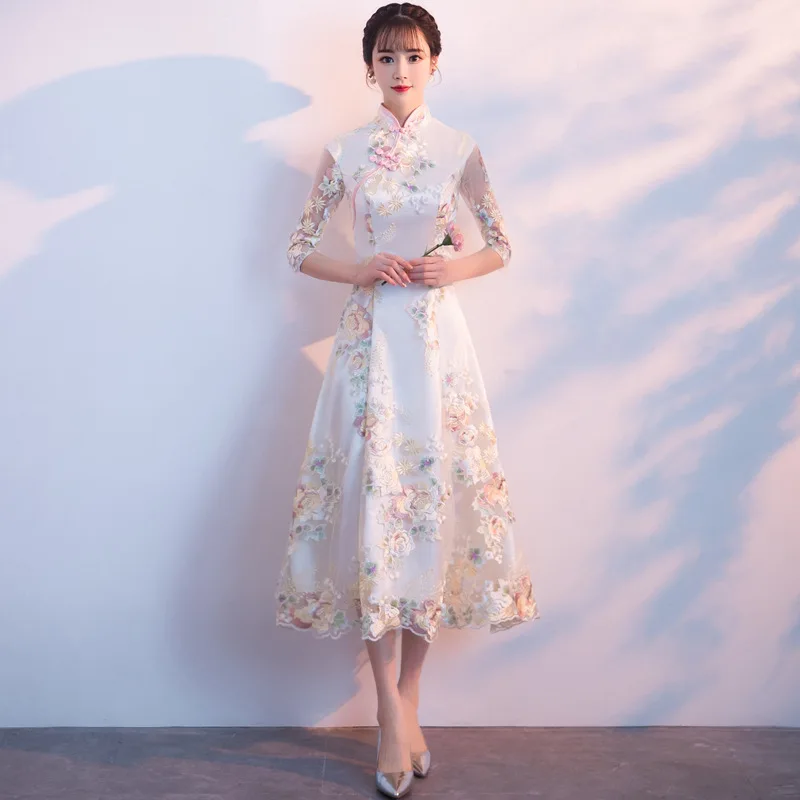 Champagne Sweet Elegant Bridesmaid Dress Women Temperament Formal Party Gown Exquisite Floral Embroidery Novelty Cheongsam