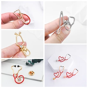 دبابيس سماعة الطبيب الطبية Hanreshe-Classic ، العديد من دبابيس الطراز الرخيصة ، شارات طية صدر السترة على ظهر للطبيب والممرضة ، مجوهرات طبية أعلى 10 مبيعات سماعة الطبيب زخرفة - No9