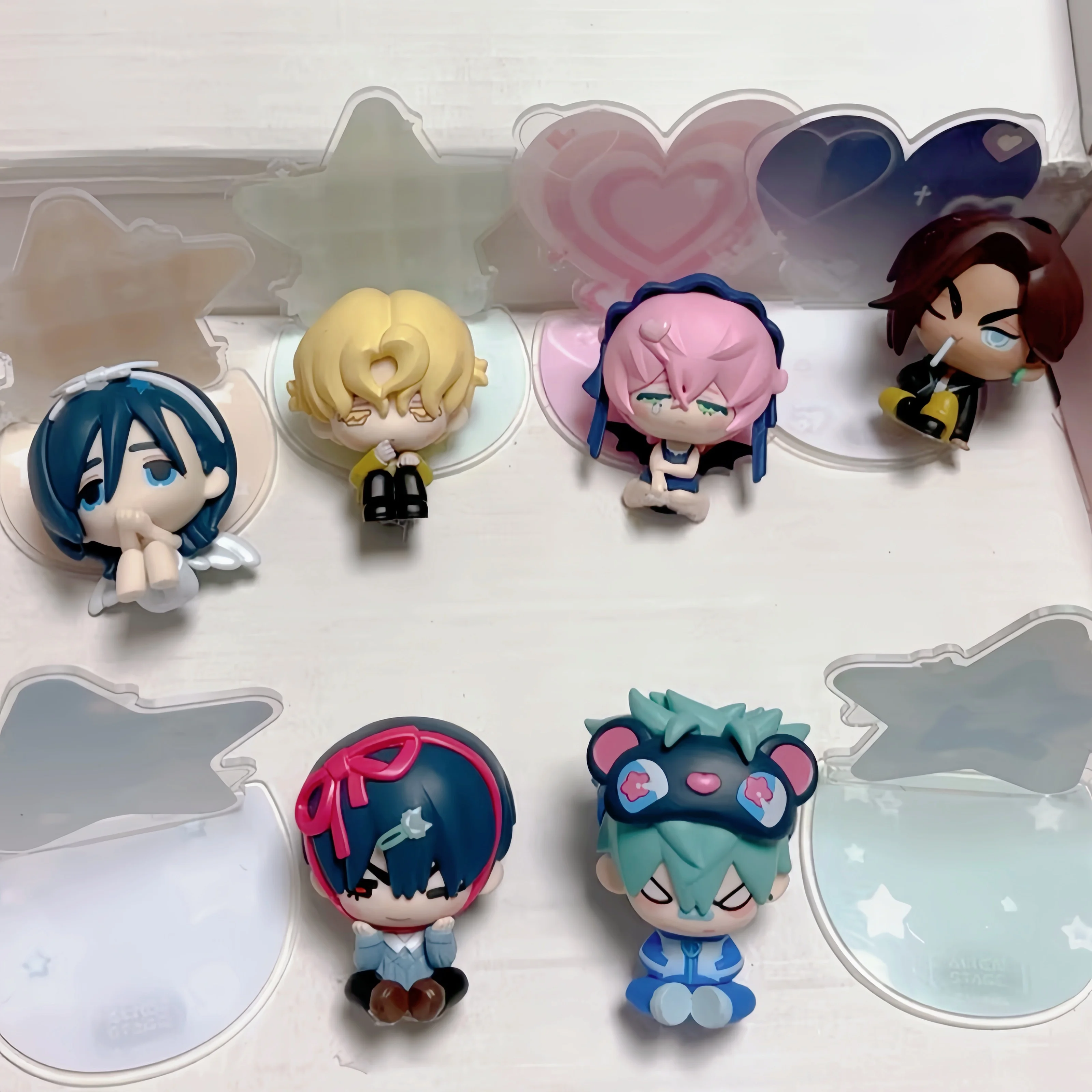 

Spot Alien Stage Blind Box Mizi Sua Ivan Till Luka Hyuna Alien Stage Series Anime Figure Mystery Box Desktop Decoration Toy Gift