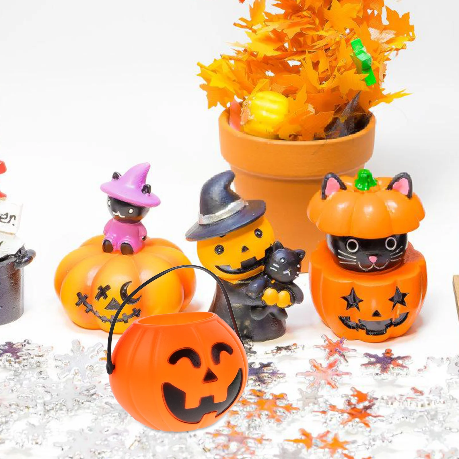 

6Pcs Halloween Candy Bucket with Handle Creative Design Plastic Pumpkin Bucket for Party Favors and Halloween Decoration Use