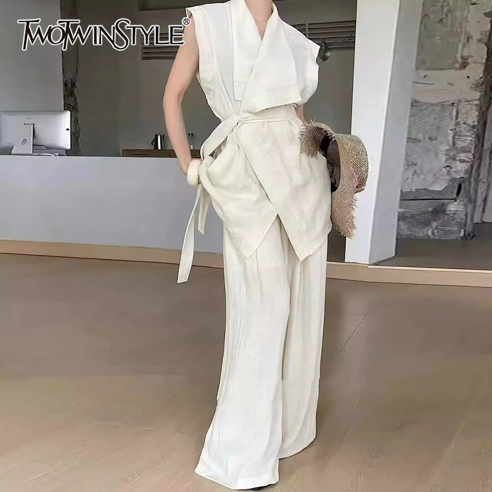 

TWOTWINSTYLE: Новый модный комплект из двух предметов — однотонная блузка с V-образным вырезом без рукавов и брюки в уличном стиле