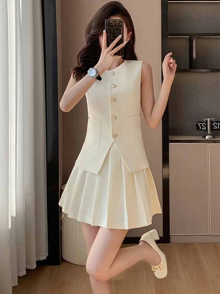 Beige Vest Suit Women\'s Summer Thin Small Graceful and Fashionable Wear Pleated Skirt Two-Piece Set