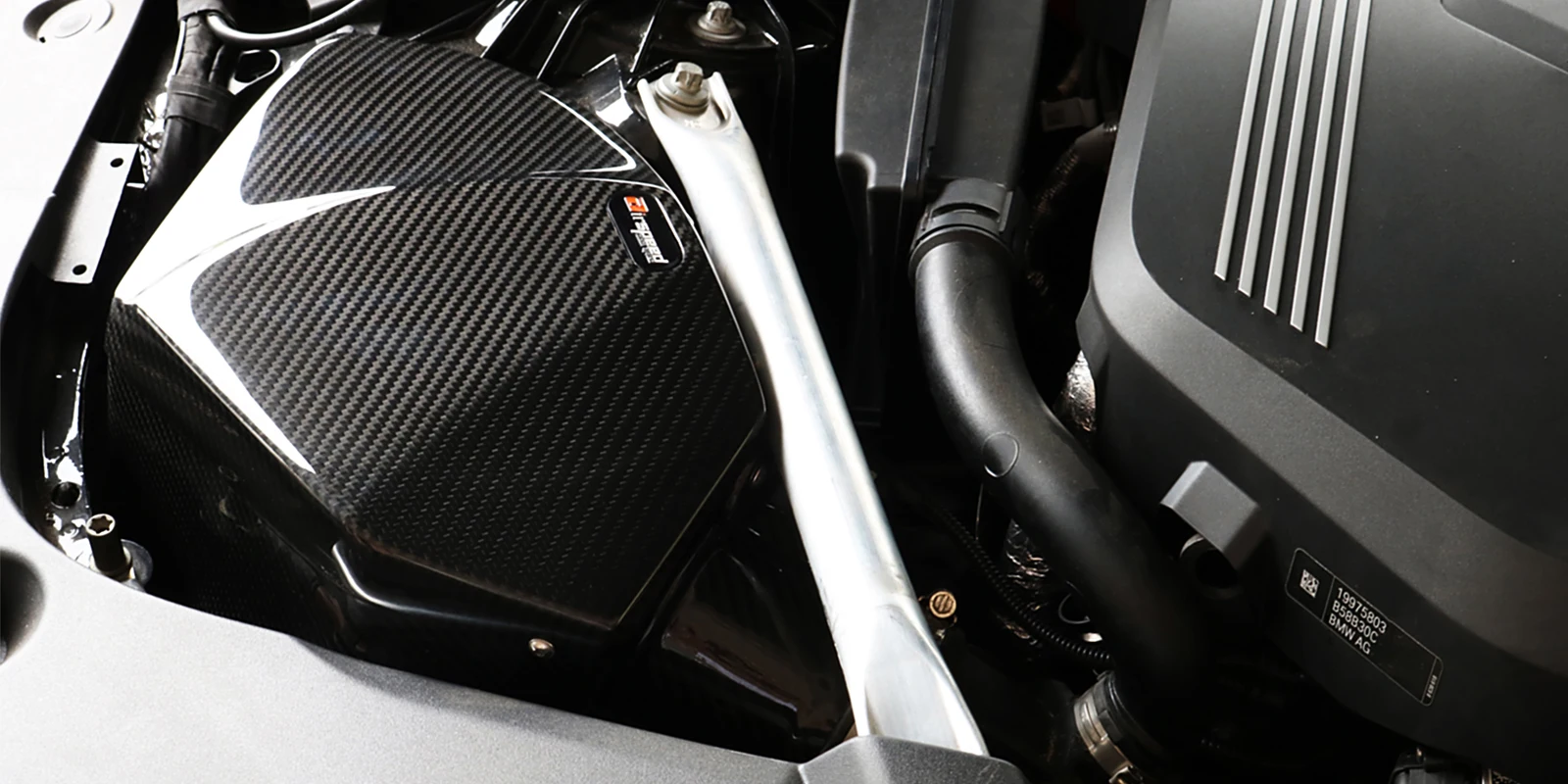 Real Car Data Development Dry Carbon Fiber Cold Air Intake System For BMW 540i G30 B58 3.0T