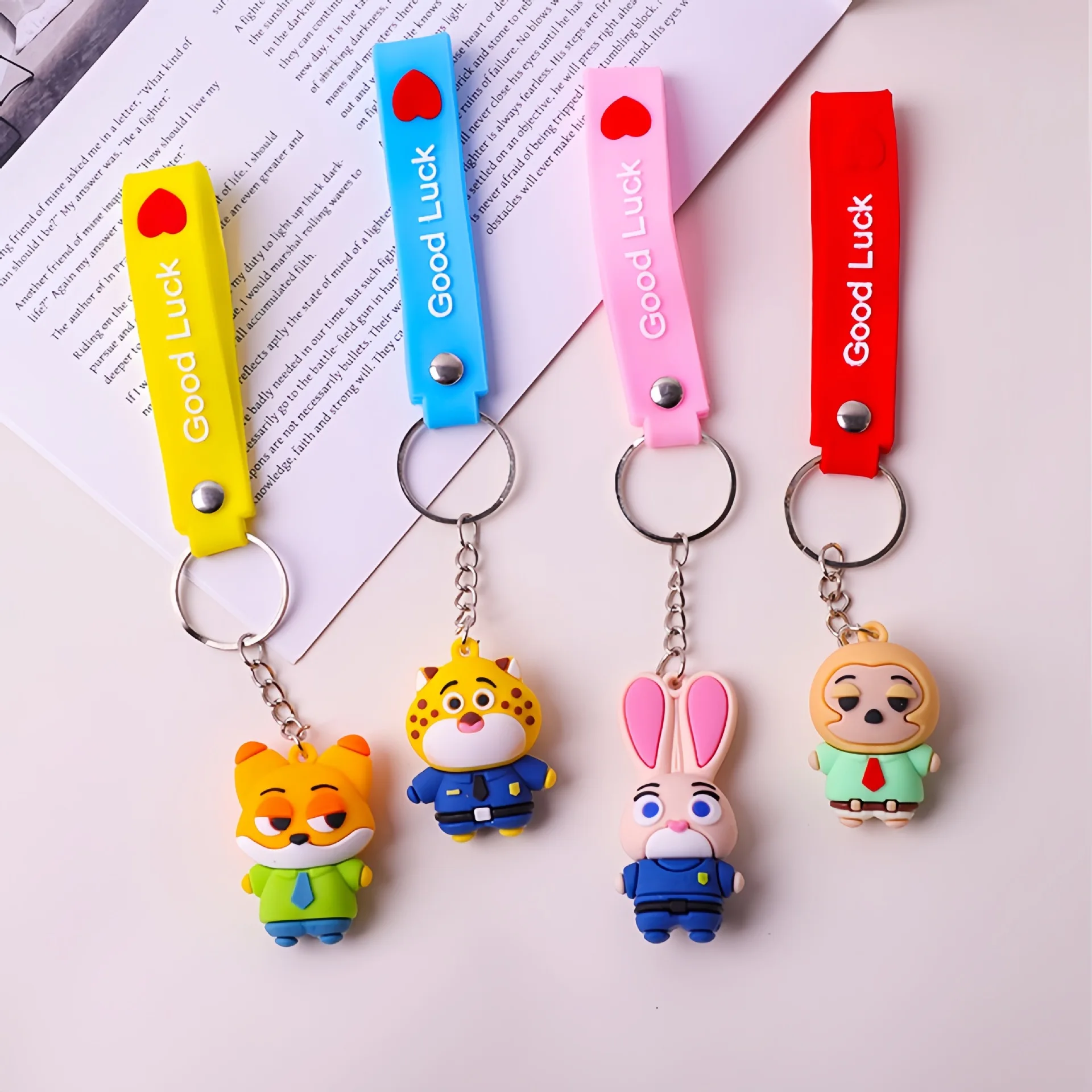 Niedlicher Anime Zootopia Schlüsselanhänger Judy Hopps Bunny Polizist und Nick Wilde Fox Plüschtier Puppe Taschenanhänger Anhänger Geschenk für