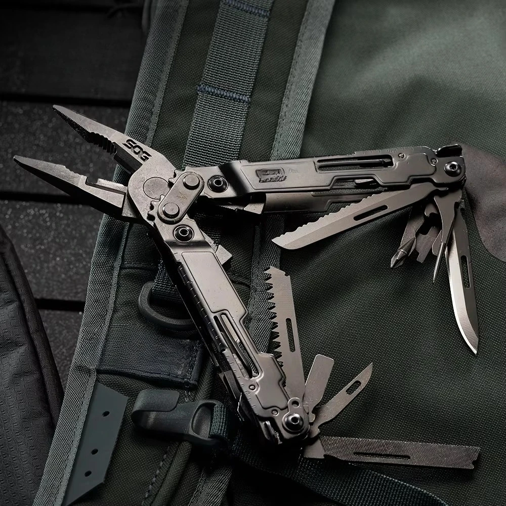 Power Access Herramienta plegable de acero inoxidable negro multifuncional compacta de lujo con cuchillo para EDC al aire libre (PA2002-CP)