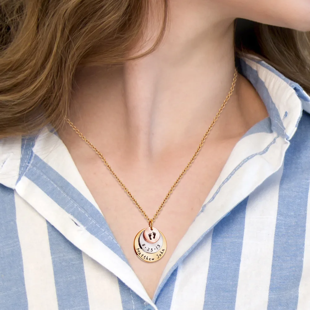 Personalized Baby Date Feet Necklace for Women Customized Name Memory Pendant Necklace Gift for Mother Jewelry view 3