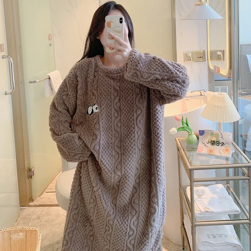 2023 Winter Plus Size Long Sleeve Thick Warm Flannel Nightgowns for Women Korean Loose Sleepwear Night Dress Nightdress Nighty