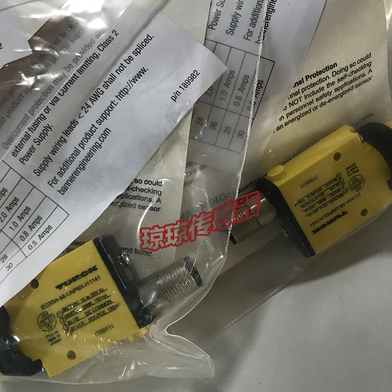 Turck Photoelectric Switch Sensor EO30M-MI-UNP6X-H1141