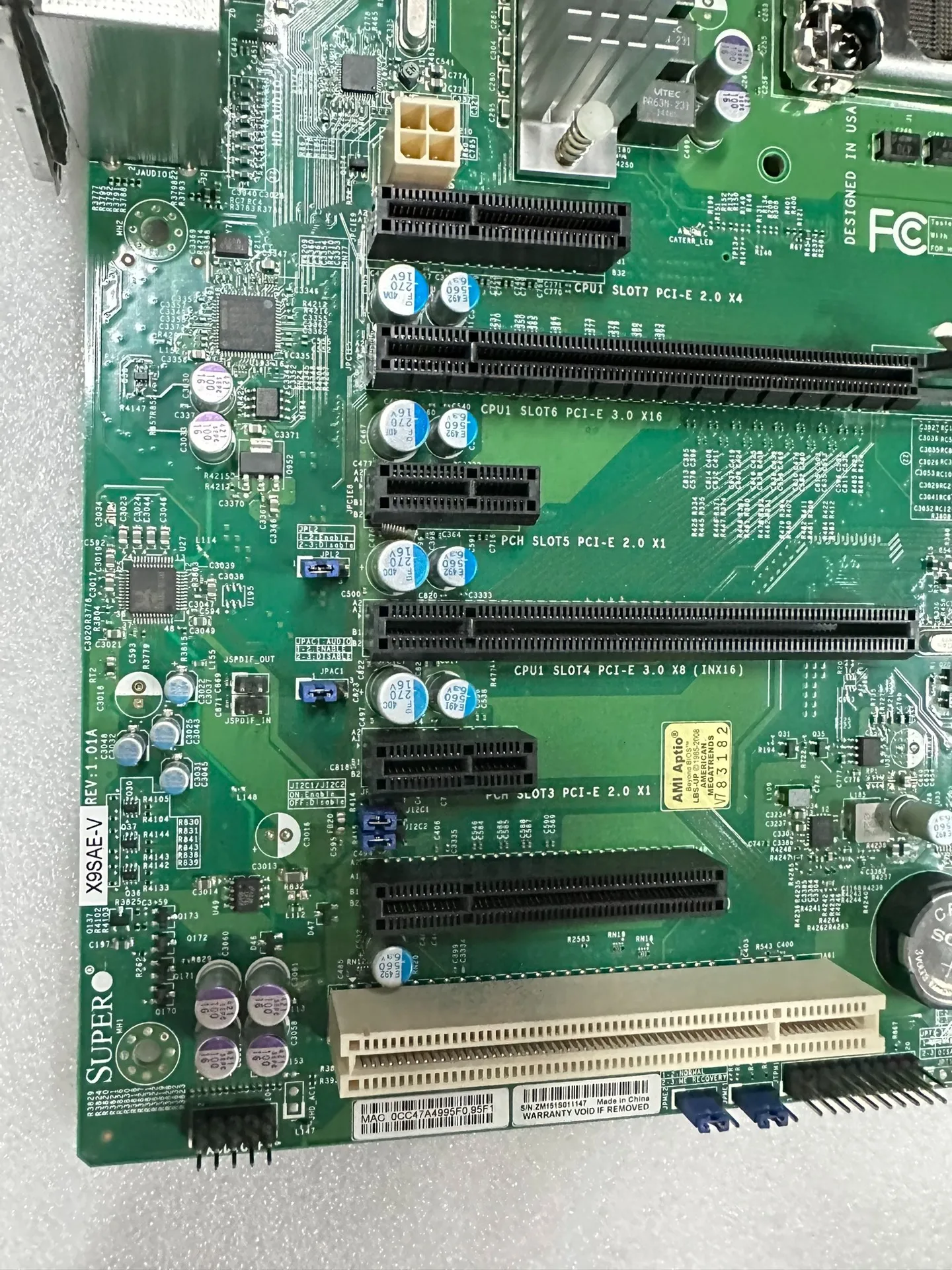 Рисунок 4 - Одноканальная серверная материнская