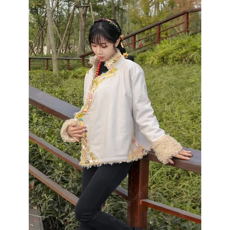 سترة نسائية شتوية على الطراز التبتي مطرزة طويلة الكومة للدفء رداء تبتي تقليدي ملابس لاسا العرقية