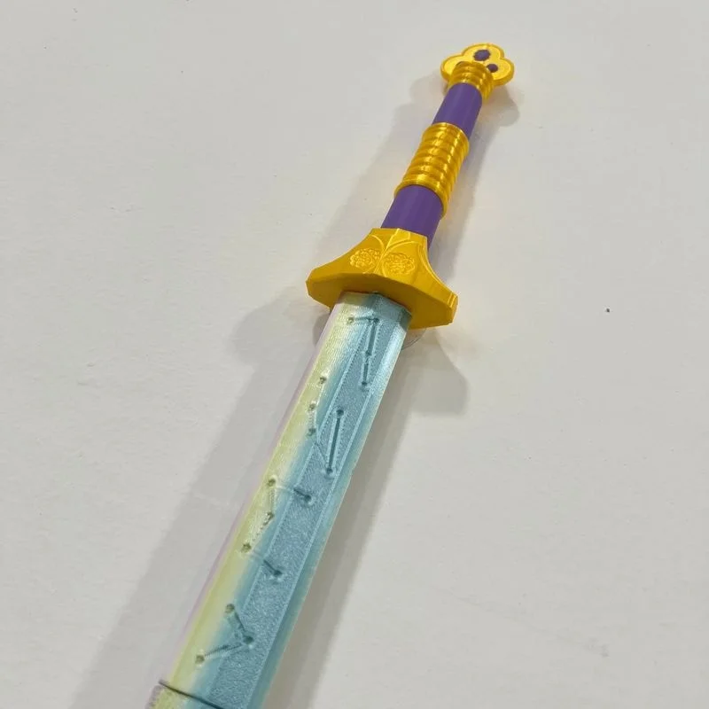 Demon Hunters K-pop Group Zoey Dagger Plastica Prop Spada corta Action Figure Giocattolo per Cosplay Derivativo animato