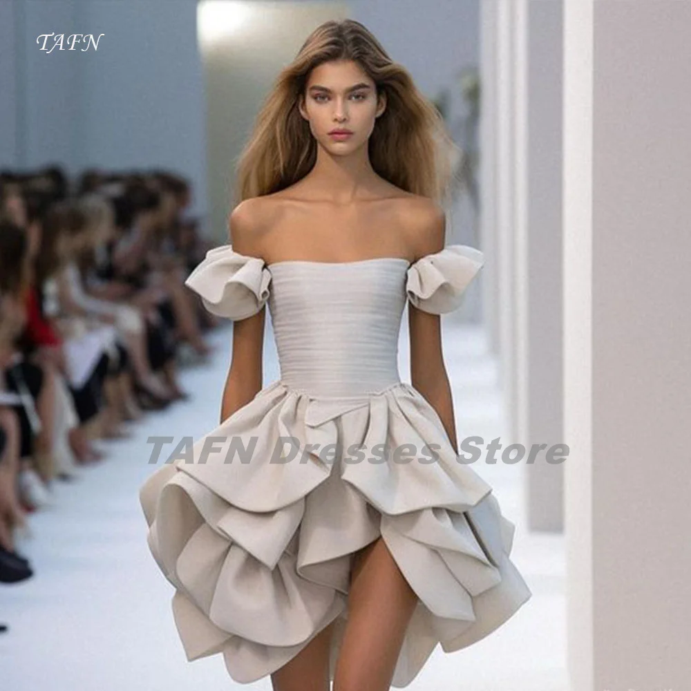 

TAFN Mini Prom Dresses A-line Off the Shoulder Pleat Tiered Mini Evening Party Dresses Fashionable vestidos de gala Custom Made