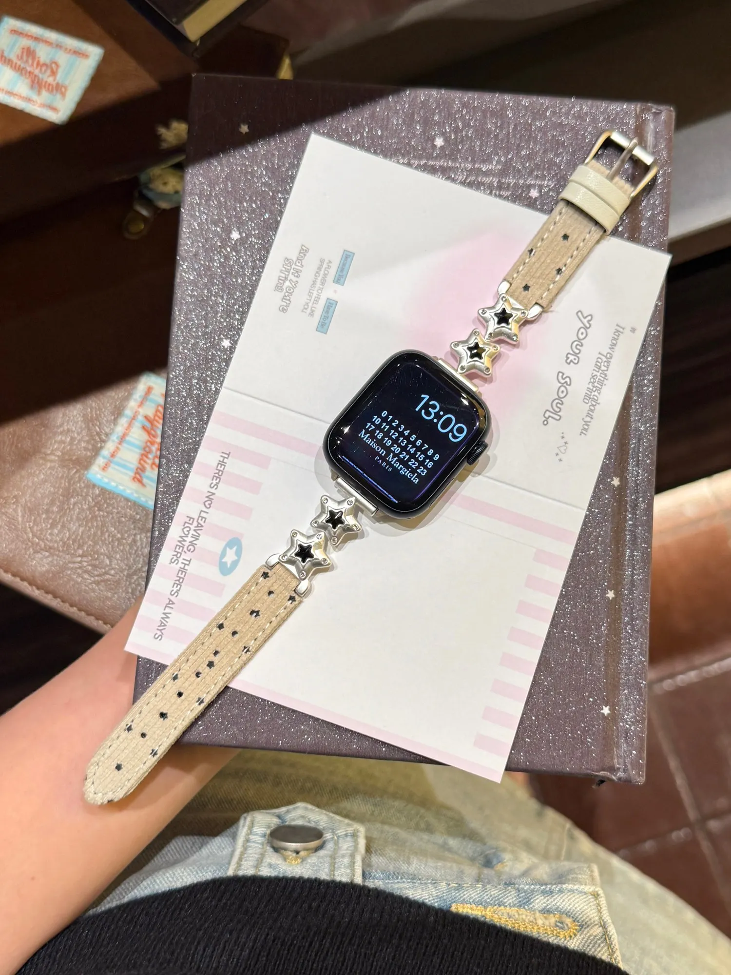 Retro star shaped metal patchwork leather strapfor Apple Watch Band Women Series S11/10/8/7 40mm 41mm 42mm 44mm 45mm 46mm starp