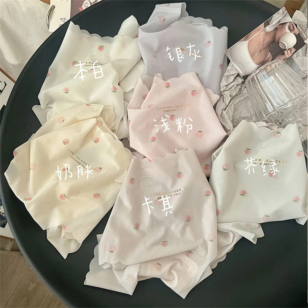 

Сексуальные трусики со средней талией для женщин, мягкое ультратонкое дышащее нижнее белье с клубничным принтом, подтягивающее бедра, женское белье