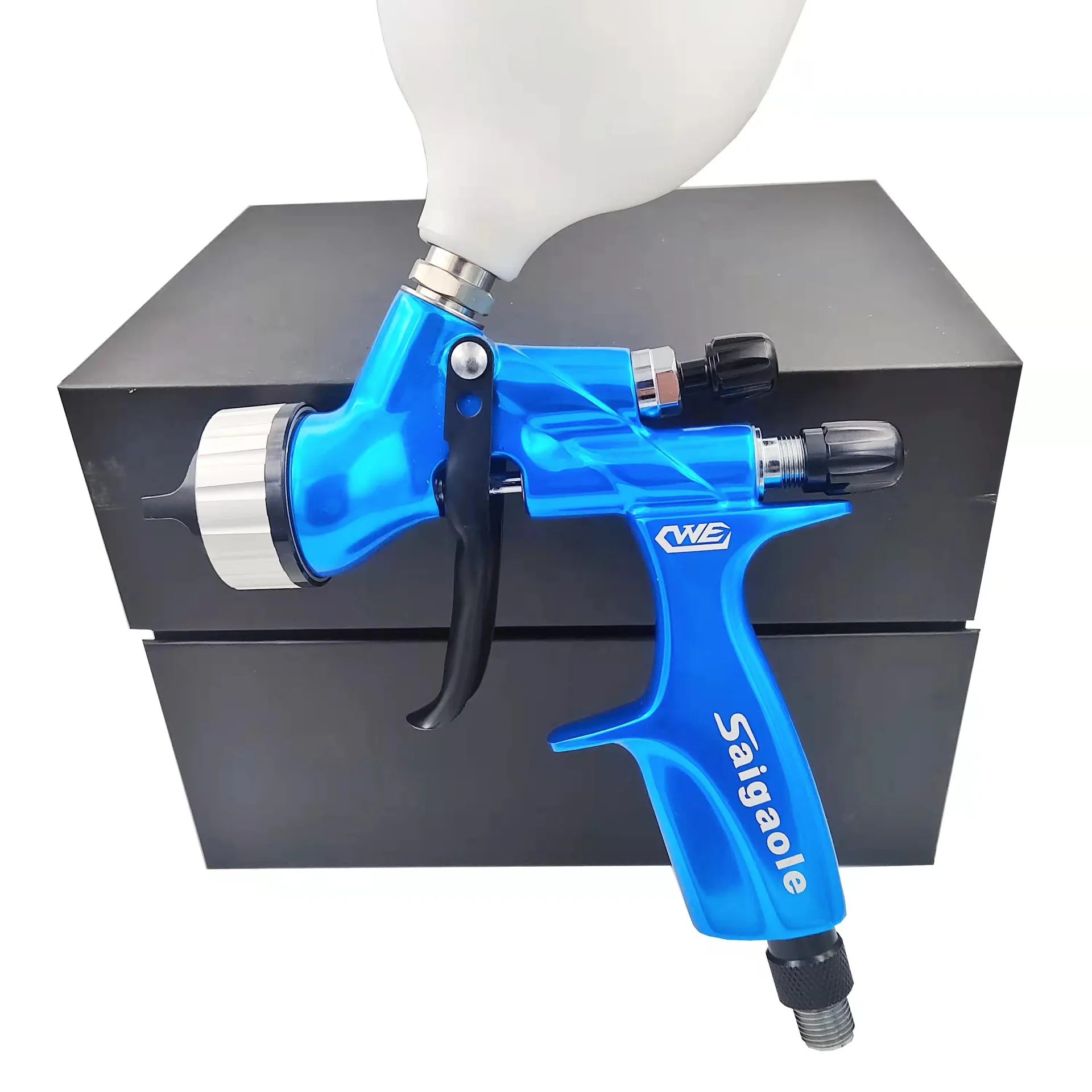 VALIANTOIN Paint Spray Gun 1.3mm 1.7mm Forged Sheet Metal High-end Varnish Eco Friendly Car Furniture Spray Gun CWE