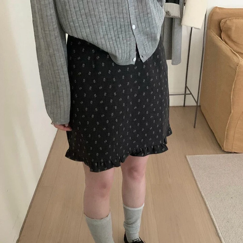 الأزهار عالية الخصر تنورة صغيرة النساء الخريف الشتاء خمر كشكش التنانير غير رسمية الكورية الرجعية ألف خط الحلو فضفاض الإناث التنانير جديد