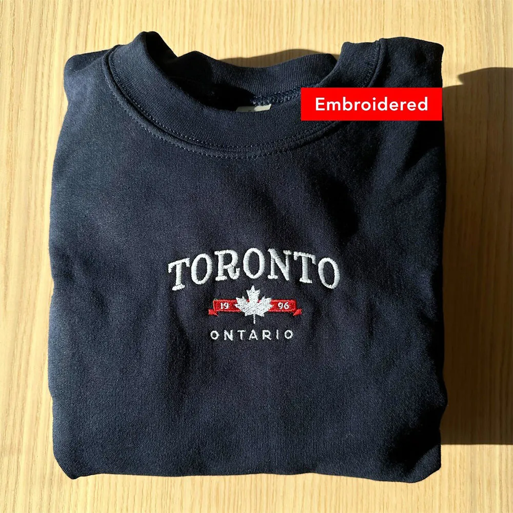 Toronto Ontario 1996 Letters Embroidered Unisex Thick Sweatshirt Loose Long Sleeve Cotton Crewneck Pullover Retro Style Sweaters