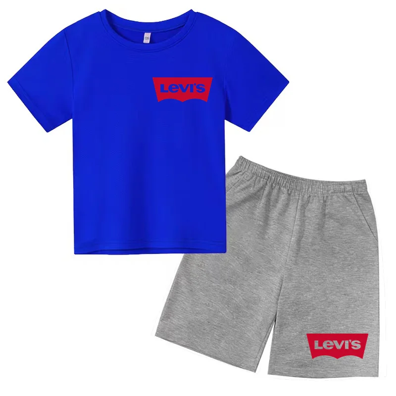 

Children's sportswear sets -Disney brand T-shirt+shorts.Suitable for boys and girls aged3to13.For daily sports wear for children