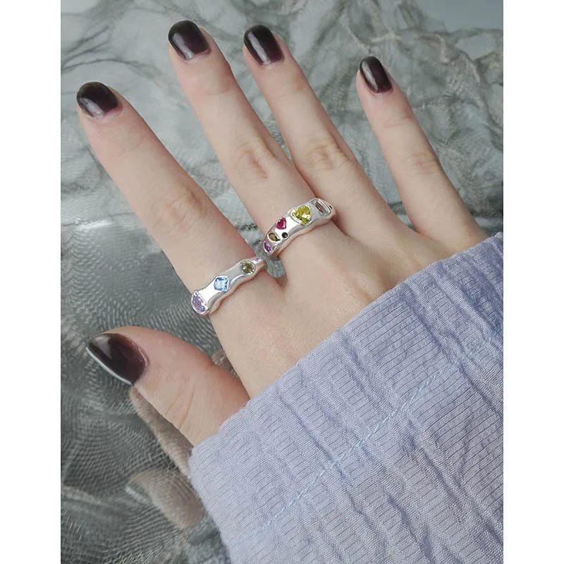 Small Luxury Design Sense Joker Contrast Zircon Split Ring