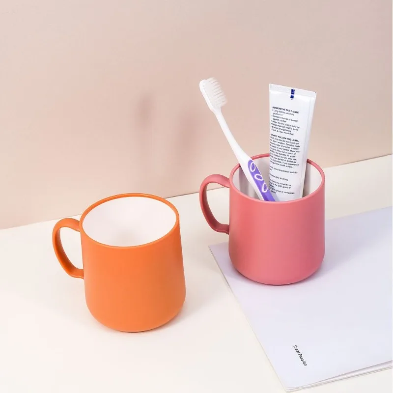 فندق ترانسيلفانيا دراكولا زوجين الأسرة السفر كأس غسول الفم أنيمي شخصية طالب عنبر كوب فرشاة الأسنان البلاستيكية الهدايا