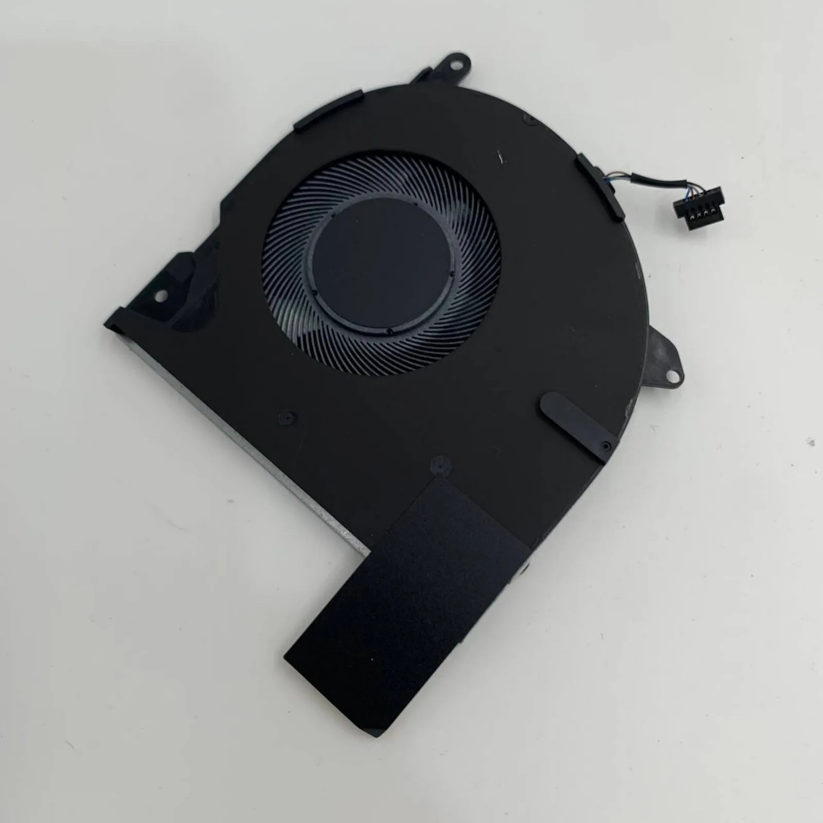 

for HP ZHAN66 Pro 14 G2/Pro 14 G3/HSN-Q15C/HSN-Q17C/440 G6 445 G6 440 G7 445 G7 Laptop CPU Cooling Fan