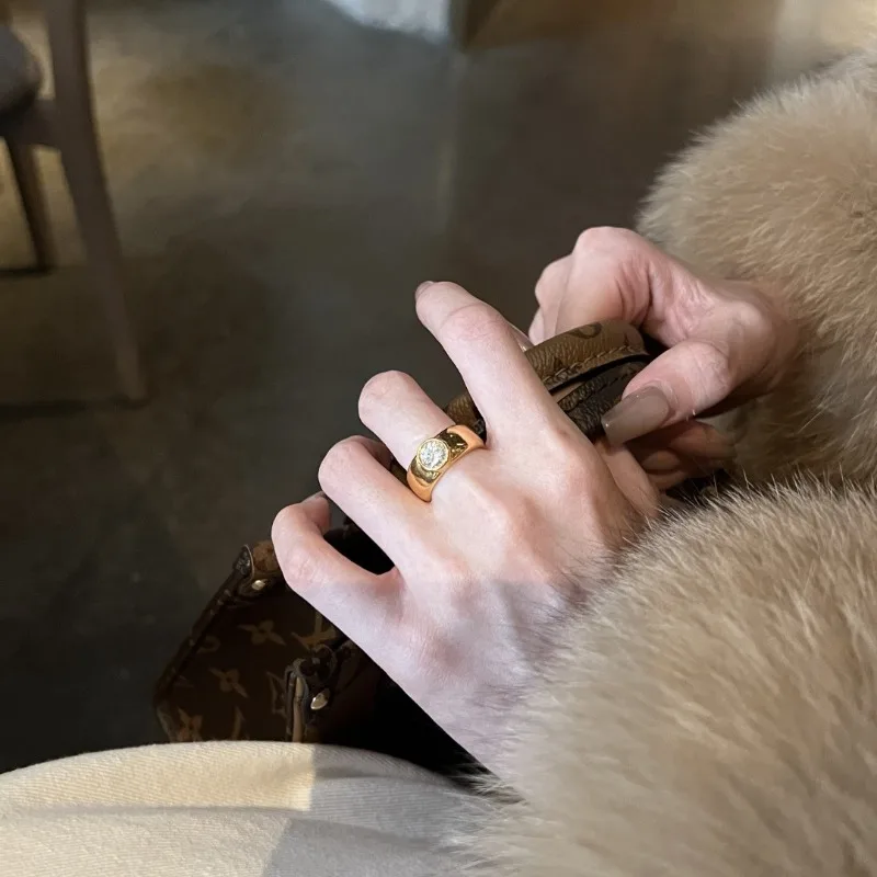 الفرنسية الرجعية بسيطة مرصعة بالألماس خاتم المرأة المتخصصة السبابة البنصر ضوء الموضة الفاخرة الراقية الشعور مطعمة الزركون يهودي