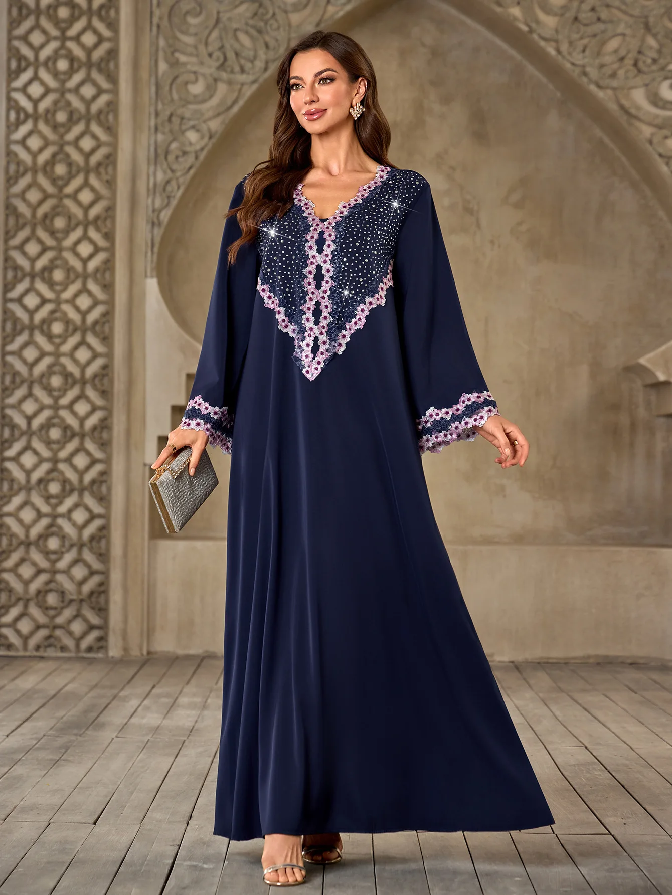 

Fashion Women Diamonds Long Dress V-Neck Gulf Jalabiya Abaya Dubai Kaftan Muslim Evening Party Dresses Turkey Caftan Robe Abaya
