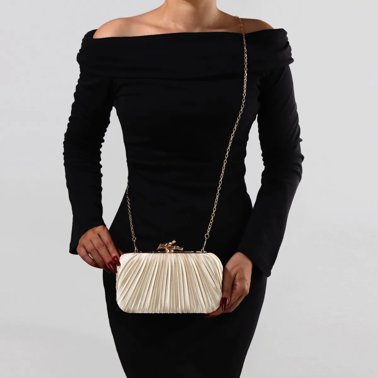 

Folded Silk Evening Bag Women's Handbag Boston Sle American Retro Wedding Dr Clutch Bag Pleated Gown Bride Handbag