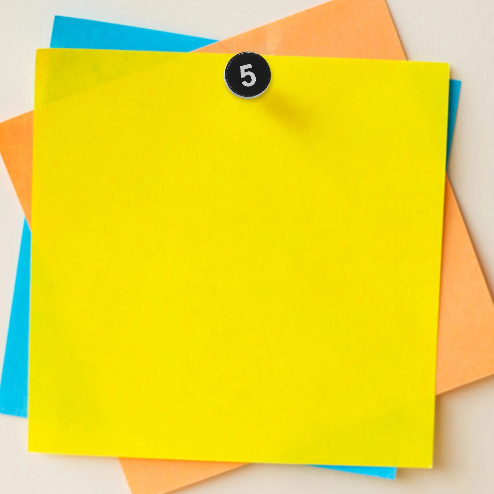 100Pcs Numbered Push Pins Flat Rounded Thumb Tacks 1-100 for Cork Board Wall Display Office School Project Organization