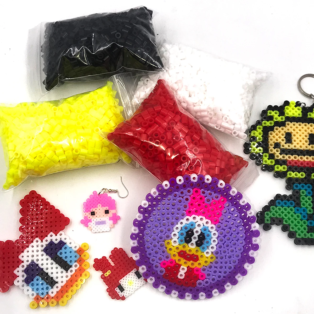 2500 szt. klejących koralików dla dzieci do projektów DIY, edukacyjne materiały do puzzli, zabawny zestaw do zajęć artystycznych, dekoracje świąteczne, mieszanka kolorów, plastik