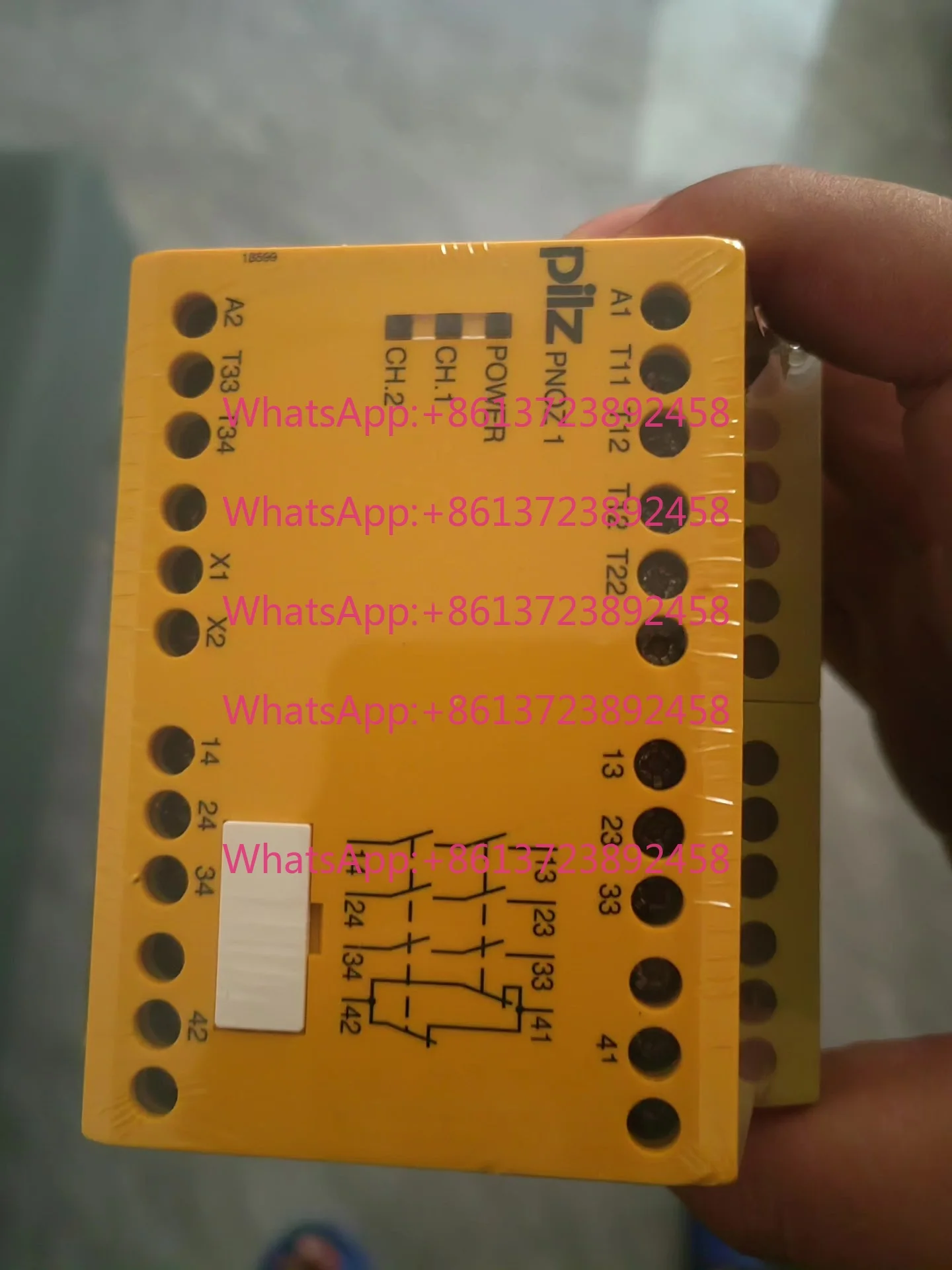Pilz 775695 safety relay, imported