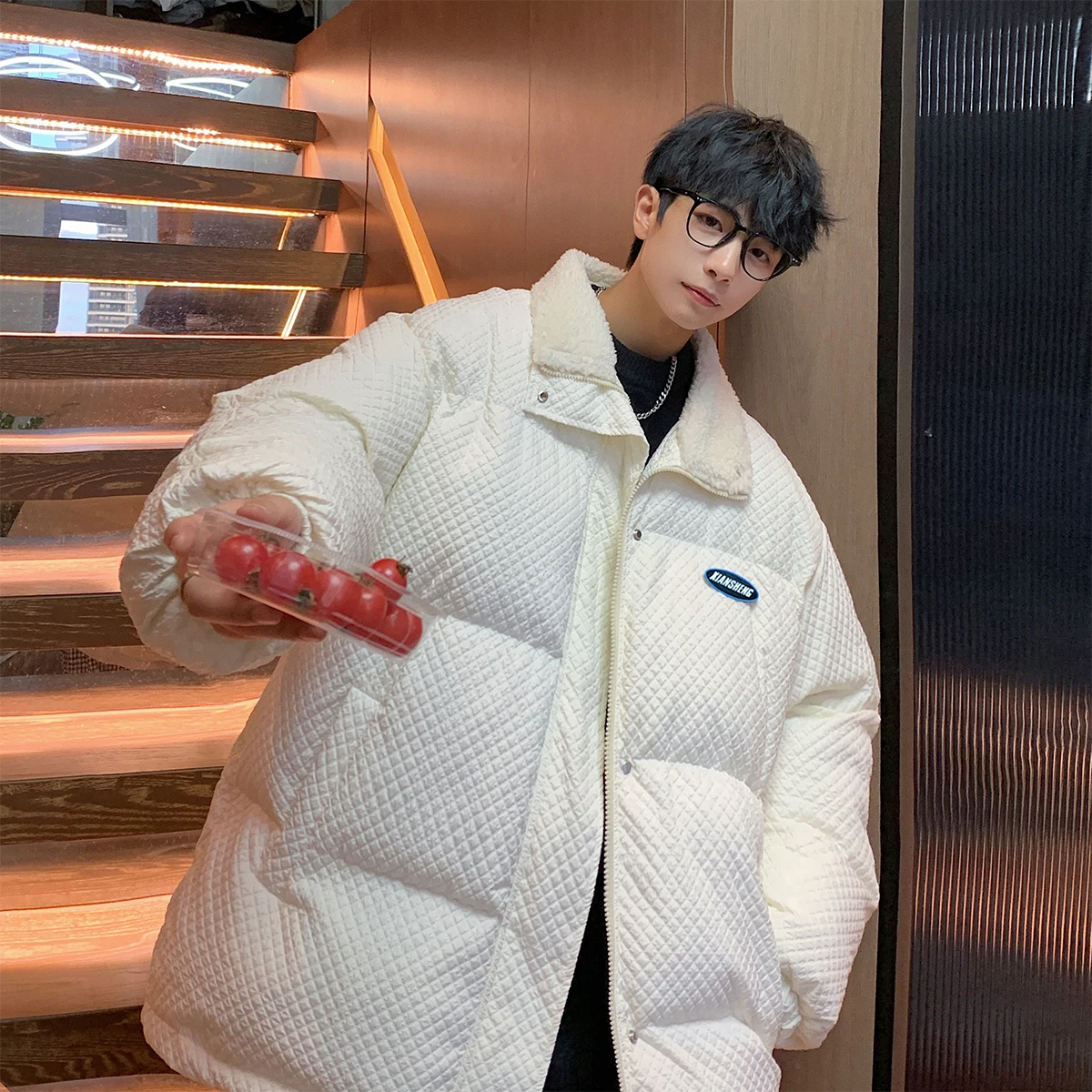 

Мужская утепленная зимняя куртка-пуховик из хлопка с вышивкой в клетку, молодежная, повседневная, свободного кроя, на молнии