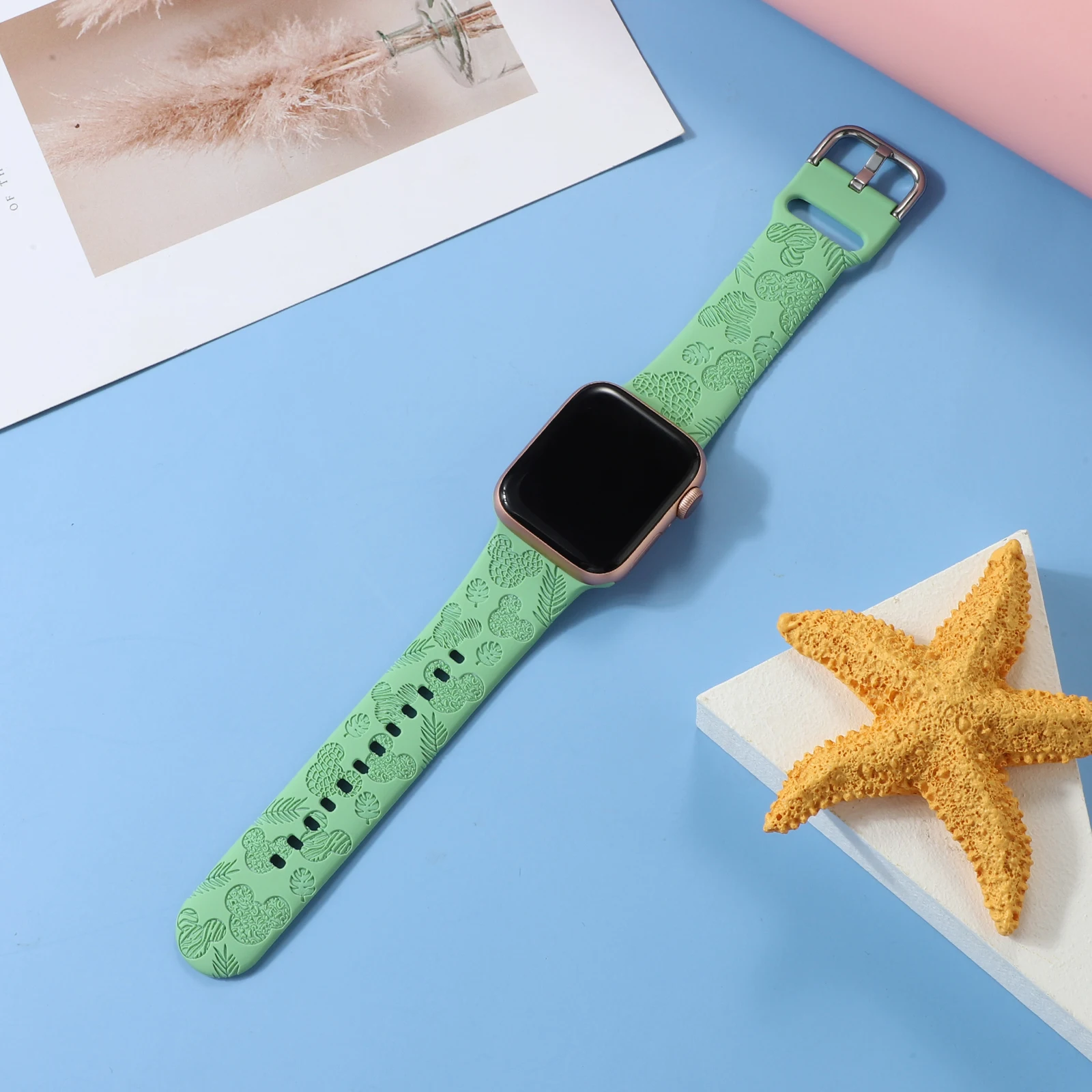 حزام سيليكون لساعة أبل الفرقة الكرتون النقش نمط ورقة سلسلة ل Iwatch40 41 42 44 45 49 مللي متر المرأة لطيف معصمه