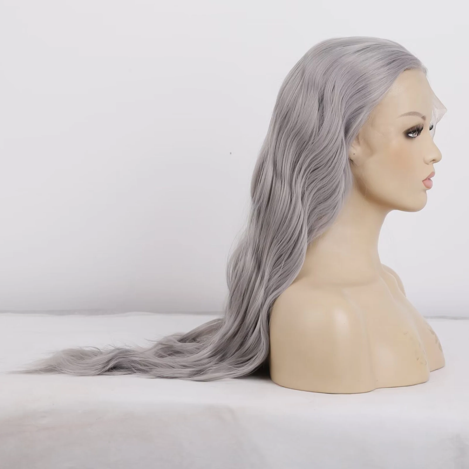 Rdy Zilveren Pruik Body Wave Ash Grey Synthetische Kant Voorkant Pruik Lijmloze Natuurlijke Haarlijn Lang Golvend Haar Frontale Pruiken Voor Vrouwen Dagelijks