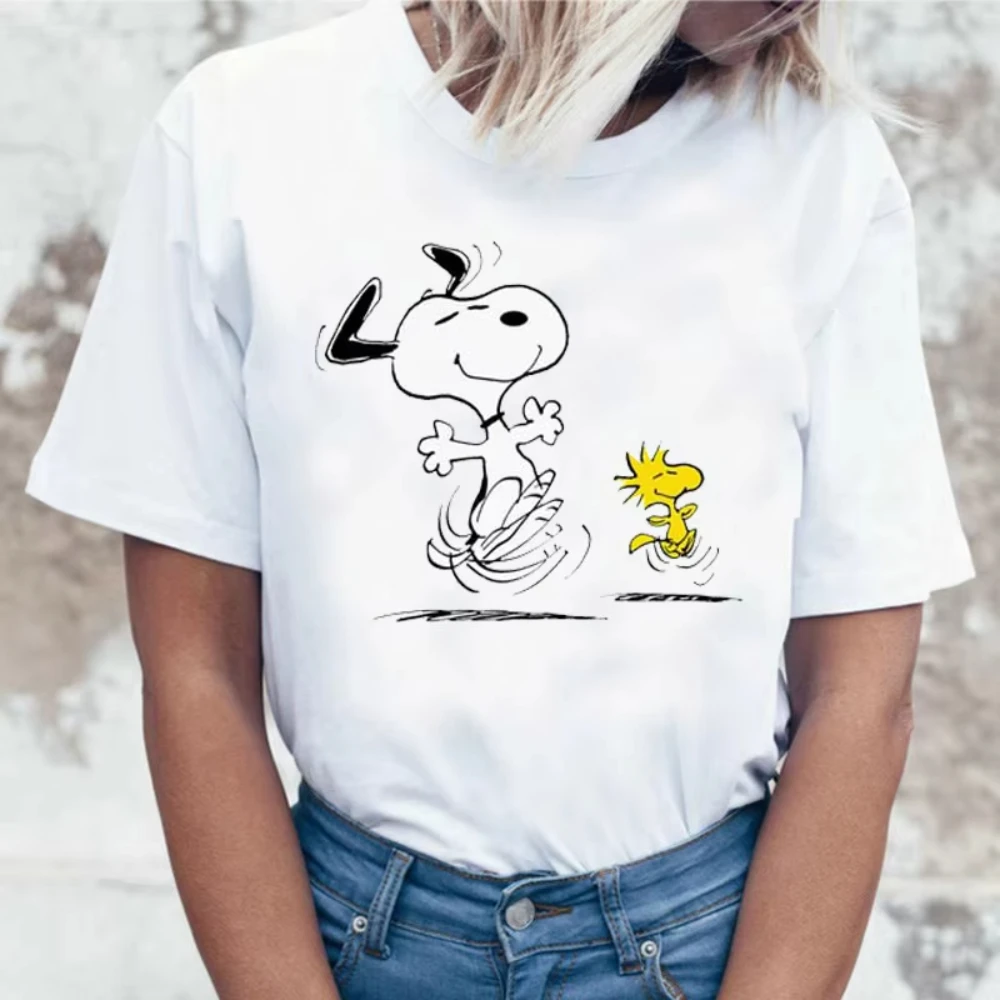 

MINISO Snoopy женская футболка с принтом аниме, рубашка с короткими рукавами, летняя повседневная уличная футболка с круглым вырезом, футболка большого размера, дышащая одежда