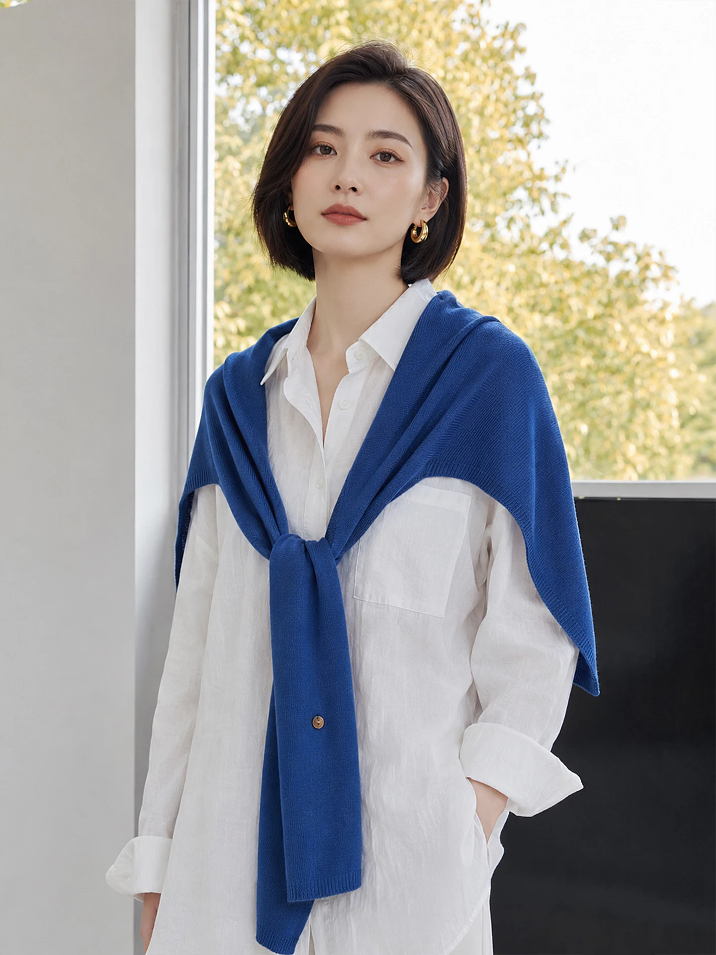 韓国スタイルの純色ニットショルダーラップ女性の春夏ファッションハイエンドライトブルーt字型薄型エアコンルームマッチスカーフ