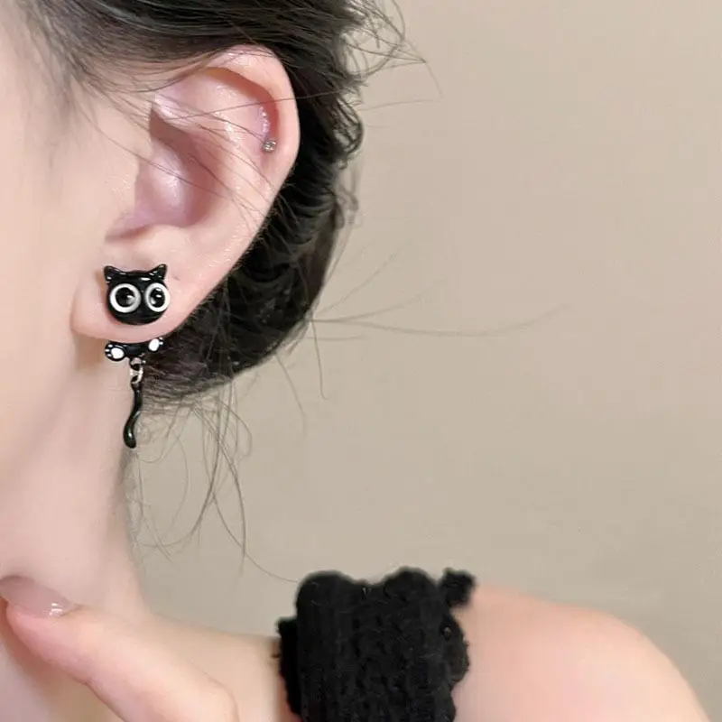 Exquisite Simple Black Cat Earrings Cute Light Luxury Black Cat Ear Studs Temperament Sweet Cartoon Earrings Spring Summer